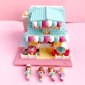 1993 Vintage Polly Pocket - Pizzeria Complete